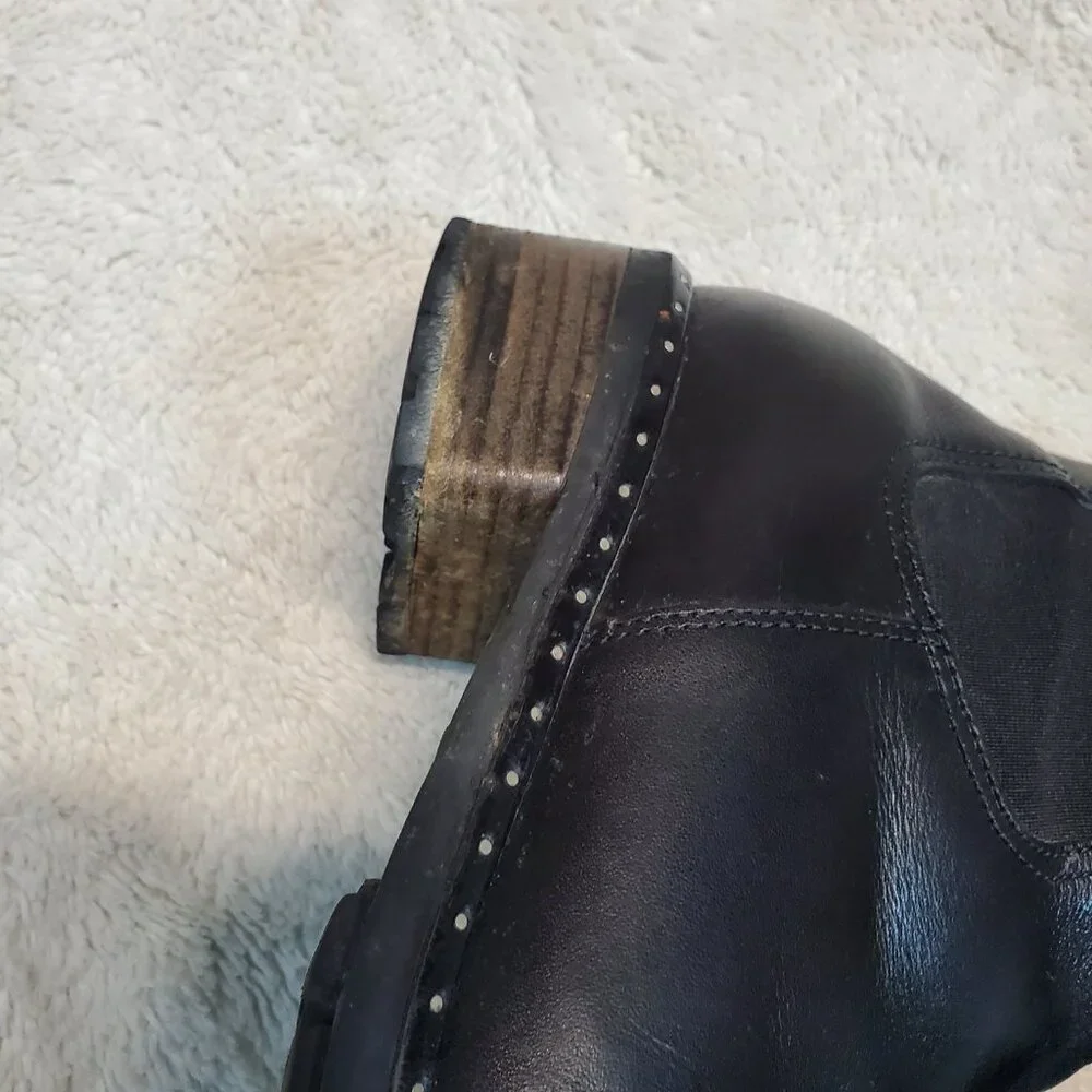 Ugg Black Leather Ankle‎ Boots Women 8 Luxury Classic Biker Gothic Moto Comfy